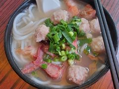 叉烧肉丸濑粉-鑫馨餐厅