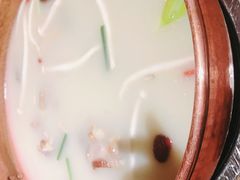 -三人行骨头王火锅(长寿店)