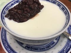 -赵记传承特色牛奶甜品(泉城广场店)