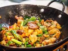 酸菜肥肠-聚鑫朋酸菜肥肠(文艺路口店)
