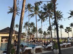 -FINNS Beach Club