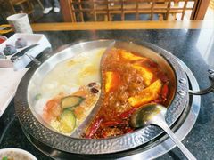 -蓉城老院十一年川味老火锅(中南店)