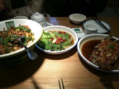 -费大厨辣椒炒肉(万家丽一店)