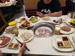 -佰烧海鲜烤肉火锅自助(世茂国际广场店)