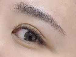 -花岐款式专研健康美甲沙龙