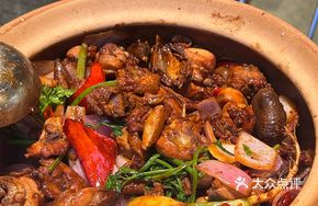 Rongshutou Signature Chicken Pot