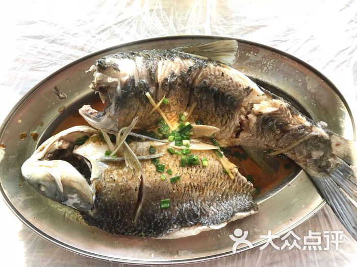 好运发农家菜清蒸山塘鱼图片 - 第3张