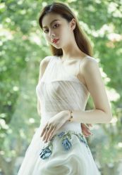 -Vera Wang婚纱礼服旗舰店