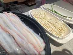 -海底捞火锅(新松江路生日主题店)