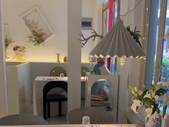 -春树下·树屋花房西餐厅(罍街AS1980店)