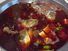 -忘情水鱼头·鲜鱼火锅(滨江中路店)