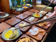 -银米·云南传统过桥米线(双廊黑金冠店)