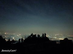 -鬼笑石后山停车场