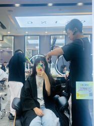 -藤野造型烫染·漂发