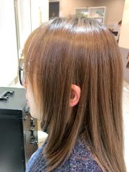 -PE SALON 