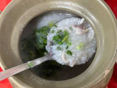 -先鲜鲫鱼粥