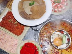 -晓宇重庆火锅(大唐不夜城店)