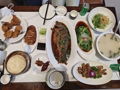 -梅利汴京烤鸭•开封豫菜地标店(东大街店)