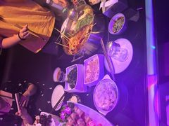 -唯爱KTV聚会餐厅(仙林东城汇店)