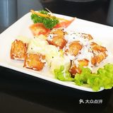 中午就餐人不多，环境不错 喜欢台式盐酥鸡