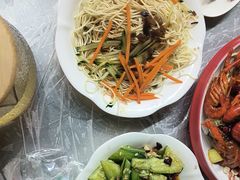 -老街烧烤大排档·地道湖北菜·龙虾馆(汉口火车站店)