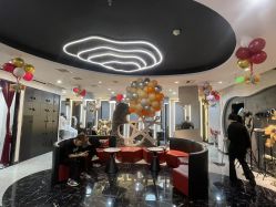 -TOP HAIR SALON