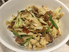-味上湘菜馆(岳麓山店)