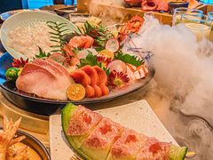 -铭牛烧肉·和牛海鲜自助(高新月牙湖店)