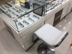 -发茂眼镜·蔡司依视路镜片(镇坪路店)