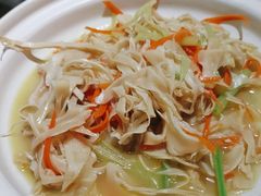 -裕鼎鲜·新中菜(金鼎广场店)