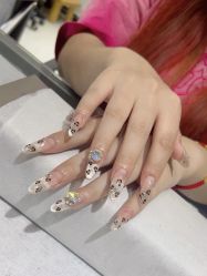 -艾珂·美甲美睫