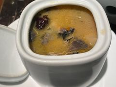 乌鸡金丝枣排骨汤-汤城小厨•粤菜•靓汤(苏州街店)