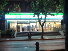 -全家便利店(梅园路店)