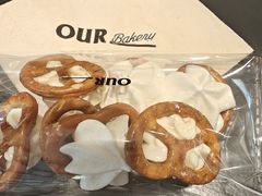 -OUR Bakery(中海环宇荟店)