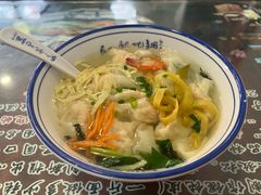 -长人馄饨铺(解放街店)