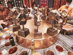 -新哥老官·畅吃123·美蛙世界(苏宁广场店)