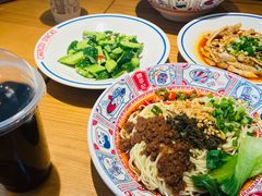 -蓉李记成都名小吃(太原龙湖万达店)