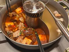 -左庭右院鲜牛肉火锅(浦江欢乐颂店)