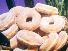 甜甜圈-红跑车HPCBAKERY(汉商店)