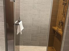 -珠海拱北富华里环宇城亚朵酒店