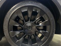 -TESLA 特斯拉(北京颐堤港体验店)