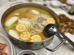 -肥仔文澳门猪骨煲(南京西路店)