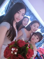 -艾米丽婚纱礼服