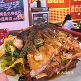 头一回配菜先清盘，这家烤鱼🈶️点颠