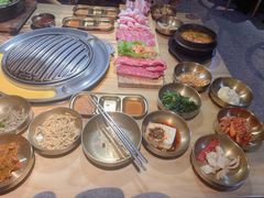 -金顺韩式烤肉·网红烤肉店(广利路店)