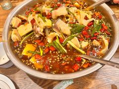 -乡土特色.冷锅鱼.牦牛肉汤锅