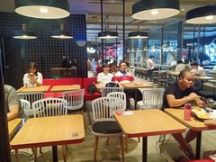 等位区-肯德基(龙昆南店)