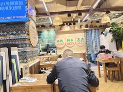 -云阿蛮云南生烫牛肉米线(奉贤路店)