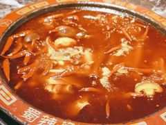 -蜀辣居鲜货老火锅(双流万达店)