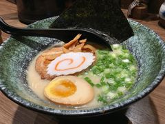 雞白湯拉麵-雷神拉面(财富中心玉米楼店)